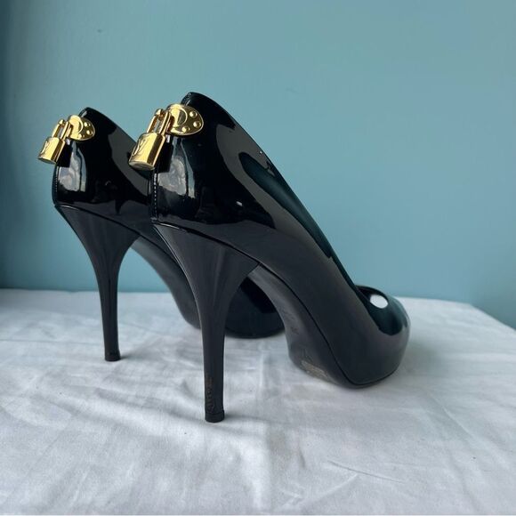 LOUIS VUITTON BLack Patent Leather Padlock Peep Toe Heels sz. 38 - Picture 2 of 15